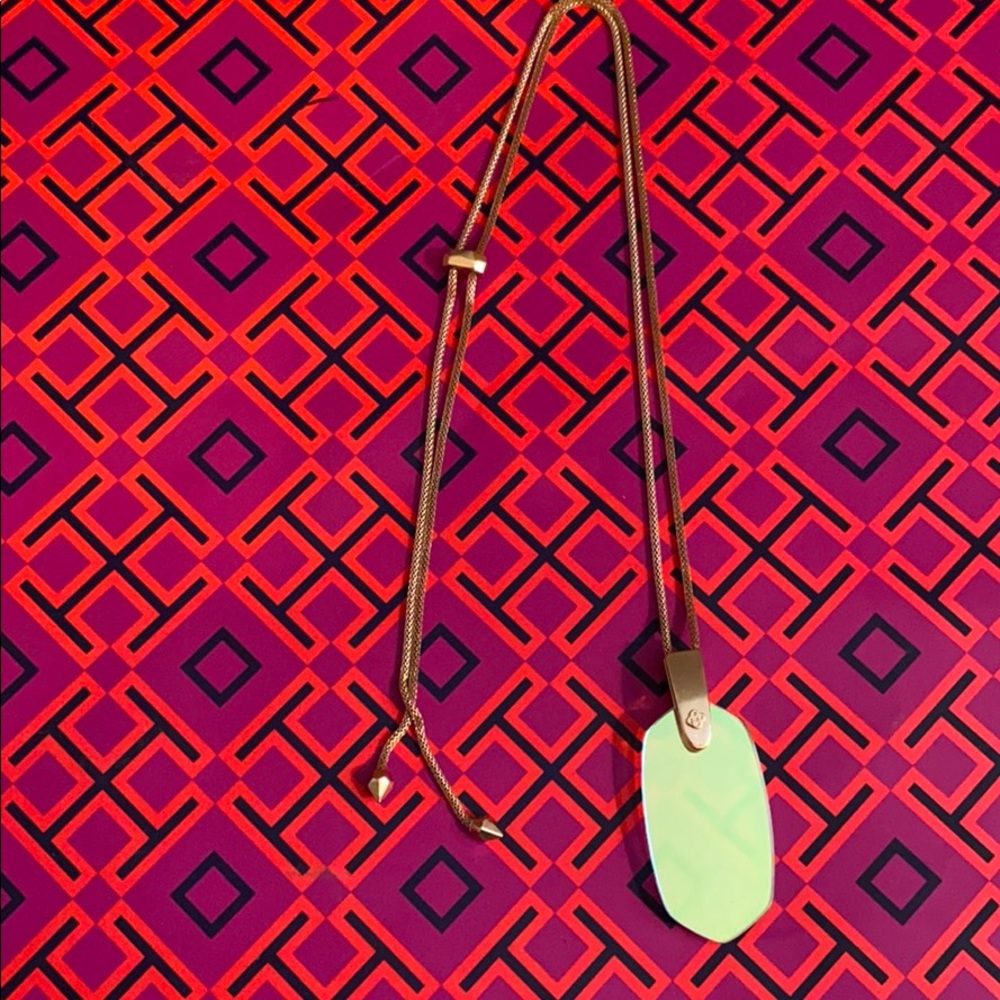Kendra Scott Necklace